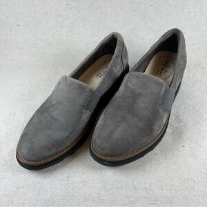 Clarks Ultimate Collection Faux Suede ‘Sharon’ Slip-On in Gray - size 7